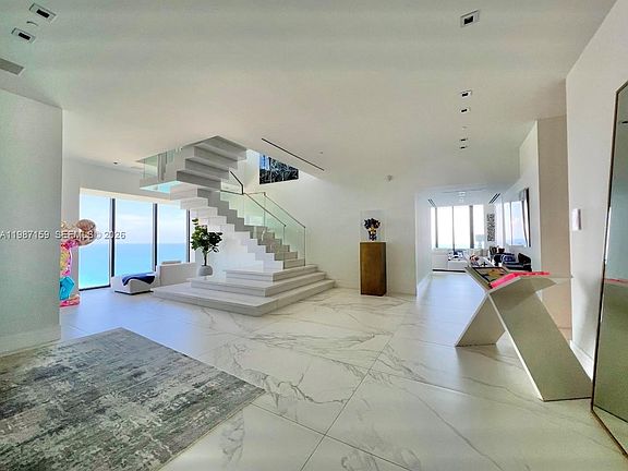 3rd image of 17141 Collins Ave #4501/4601
