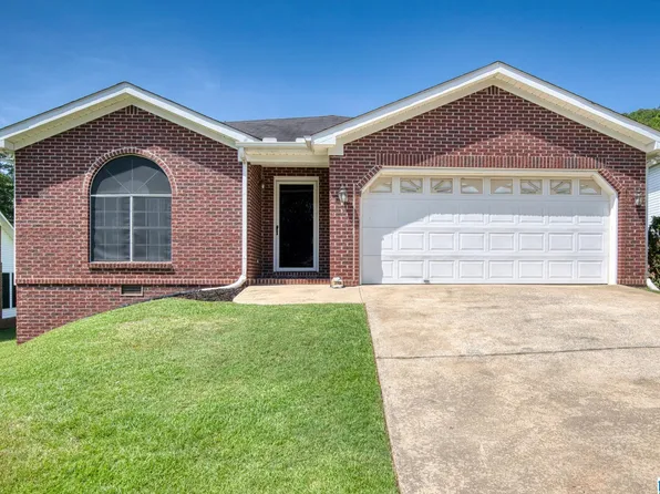 2706 Martha Brooks Ln, Anniston, AL 36207