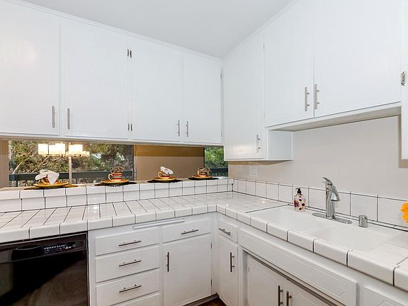 5th image of 13100 Valleyheart Dr APT 307