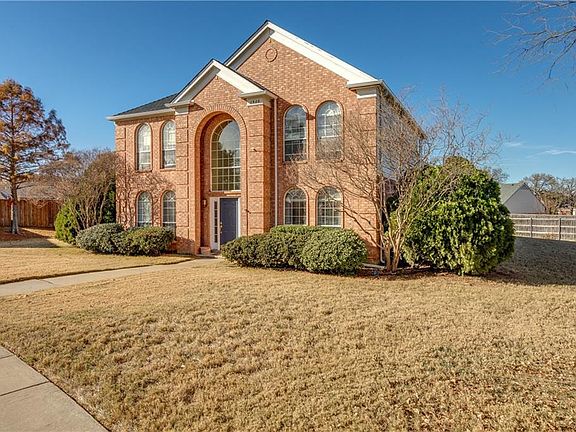 3rd image of 1922 Knobb Hill Ct