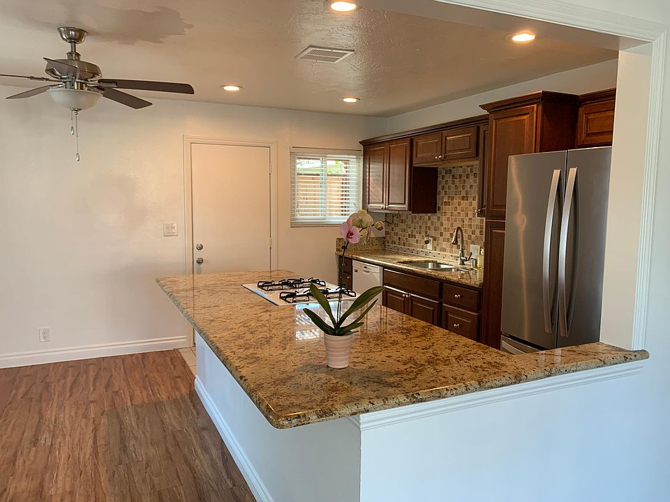 1st image of 2205 Canyon Dr #B