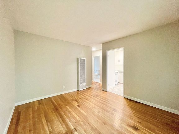 4th image of 1410 F St APT 2