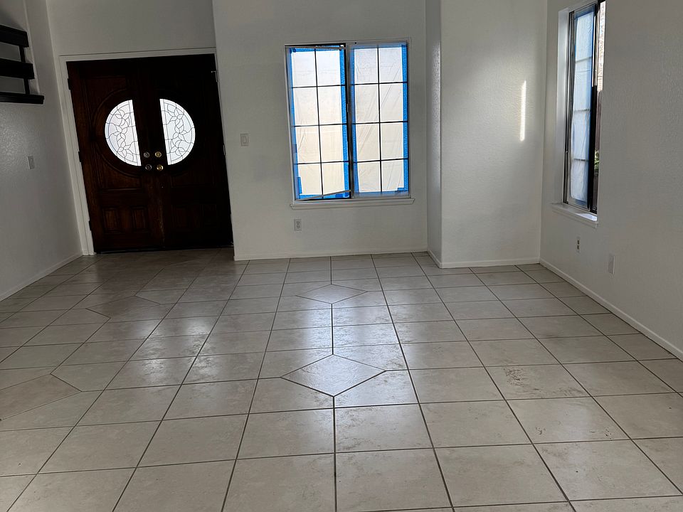 1st image of 10383 Brookmead Dr
