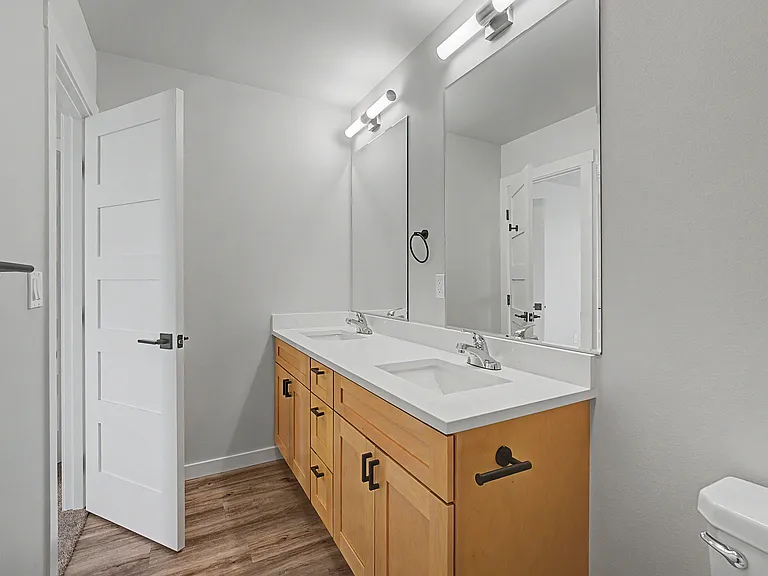 1311 NE 2nd Ave #1-5 — Photo 17