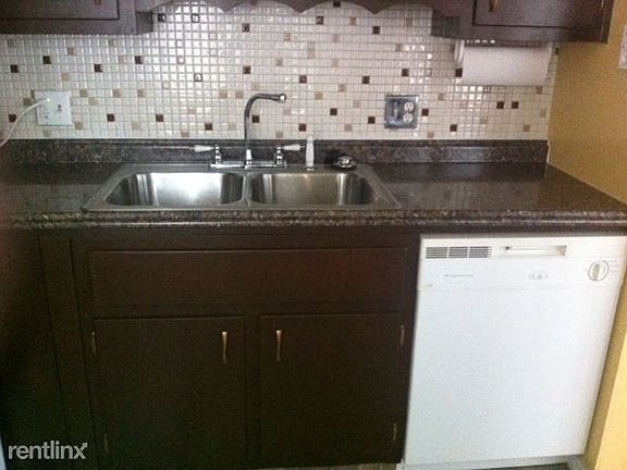 5th image of 9003 Villaridge Ct APT C