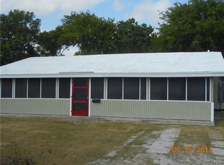 404 Bayview Blvd, Portland, TX 78374