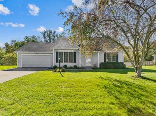 10450 Courtney Ln, Granger, IN 46530