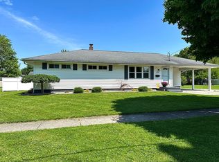 134 Walnut St, Bellevue, OH 44811