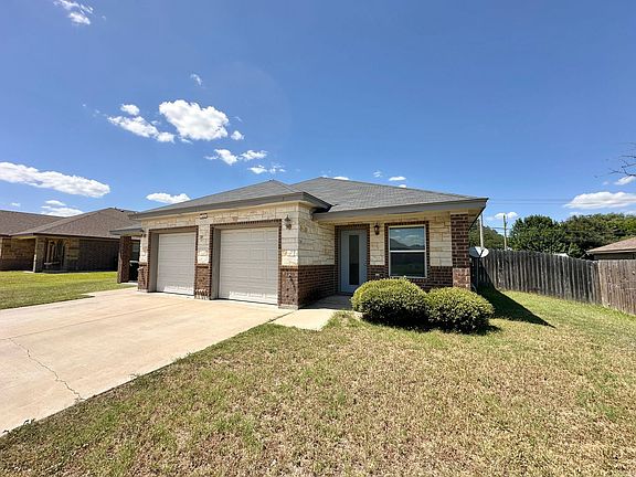3rd image of 4507 Skyflower Ln #B
