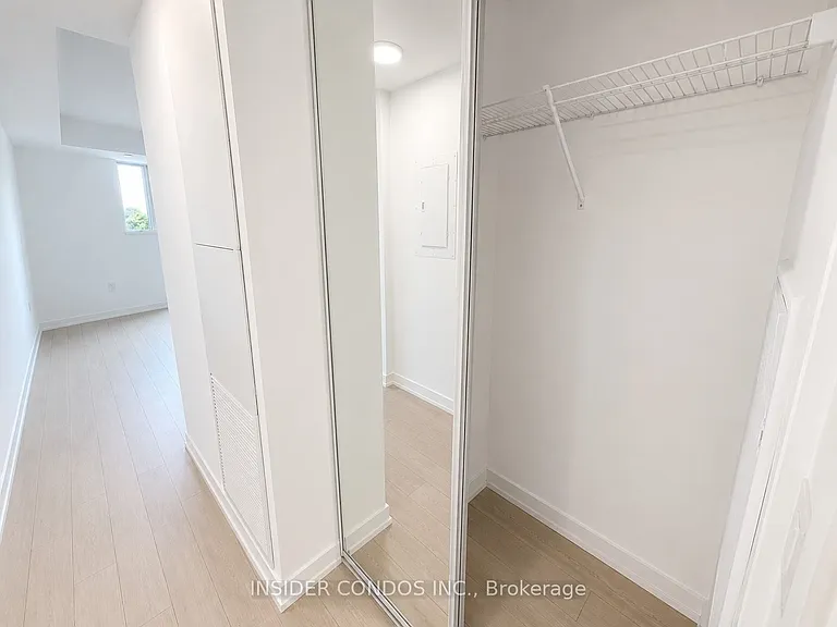 4010 Eglinton Ave W #504 — Photo 31