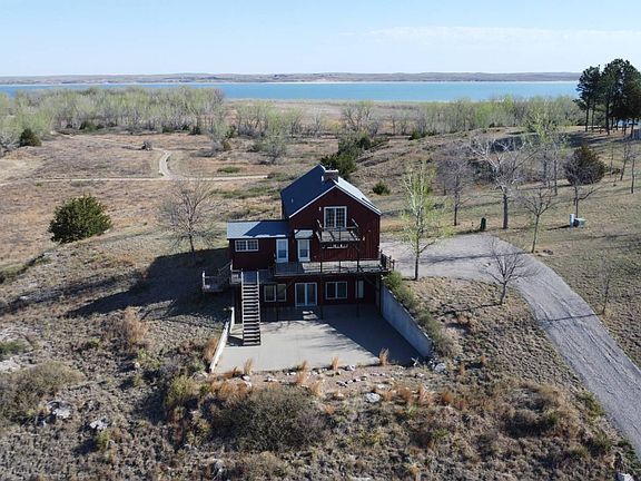 3rd image of 118 Pelican Roost Rd