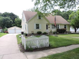 518 Jackson St, Fort Atkinson, WI 53538