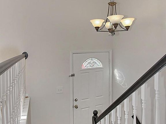 5th image of 13875 Langstone Dr