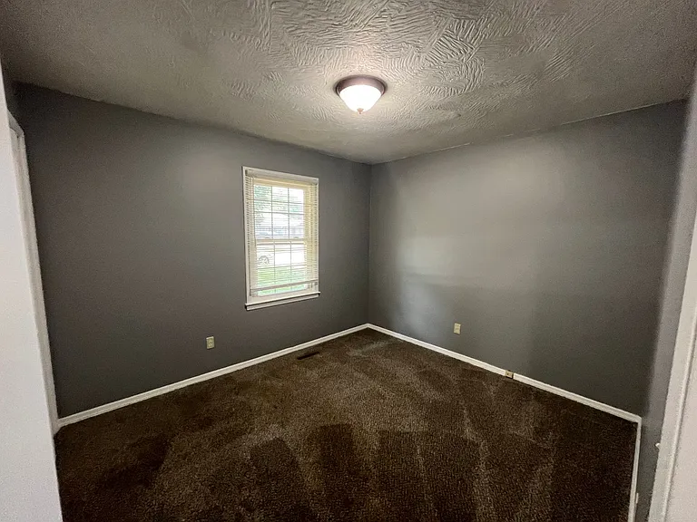 1269 E Rockhill St — Photo 10