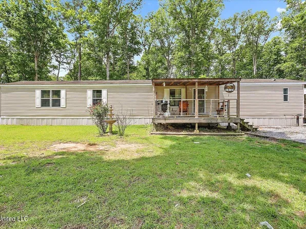 2664 Star Rd, Florence, MS 39073