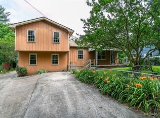 170 Oakdale Rd, Brevard, NC 28712