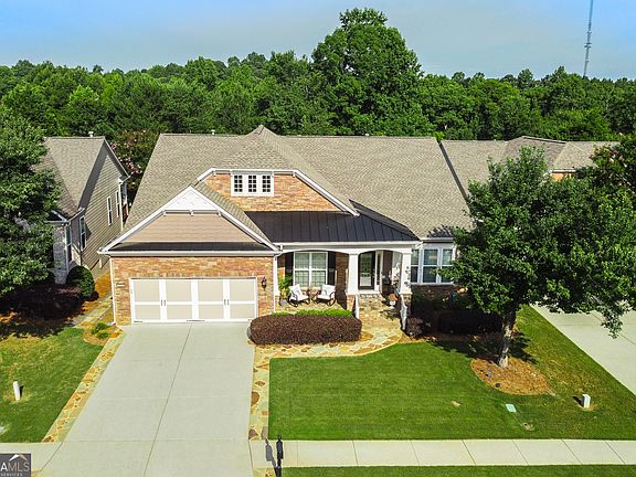 3rd image of 6417 Hickory Springs Cir