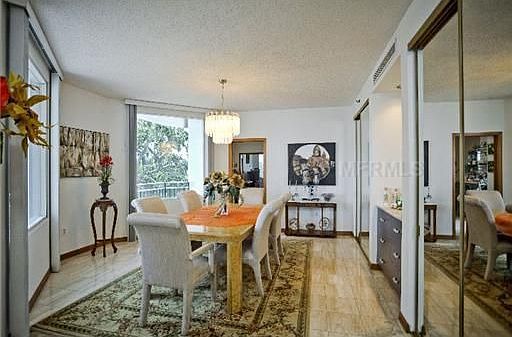 4th image of 3435 Bayshore Blvd