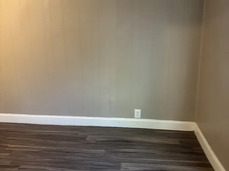 5204 Breckenwood Dr — Photo 5