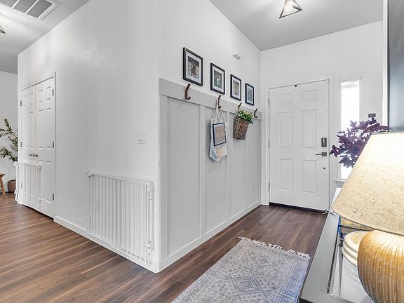 3rd image of 2072 River Rock Dr