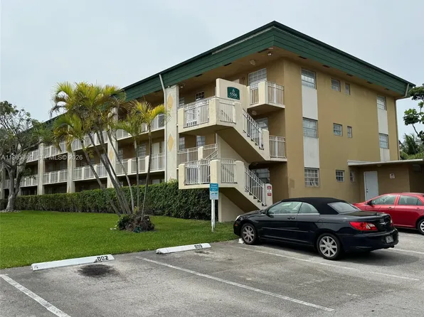5500 SW 77th Ct APT 305, Miami, FL 33155