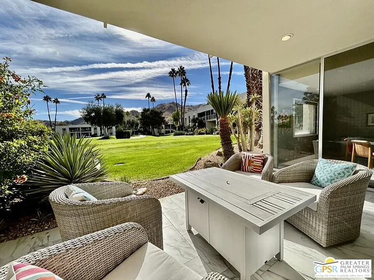 515 Desert Lakes Dr — Photo 12