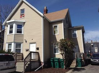11 Seaside Ter, Lynn, MA 01902