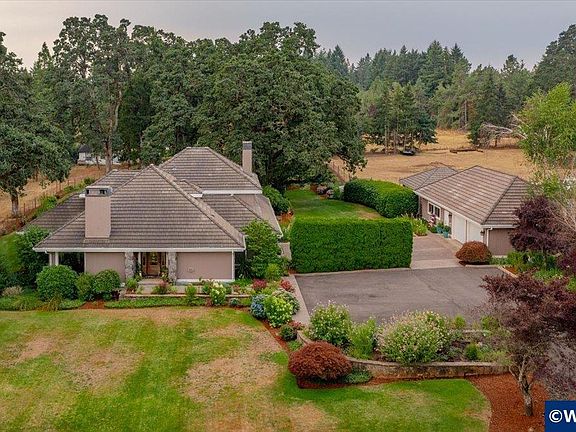 3rd image of 6193 81st Ave SE