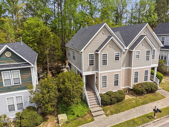 2nd image of 7020 Jeffreys Creek Ln