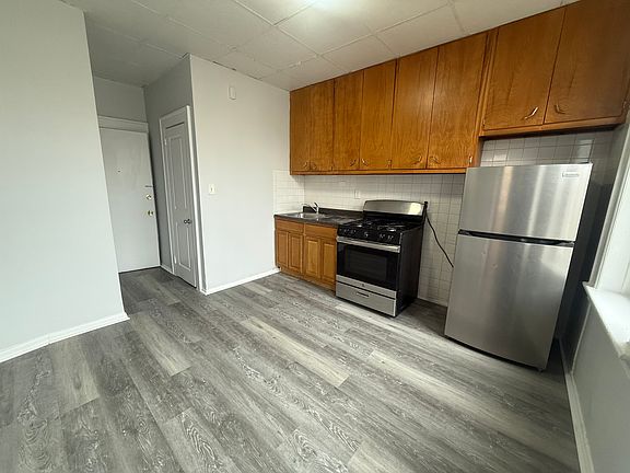 5th image of 202 Ackerman Ave #A3