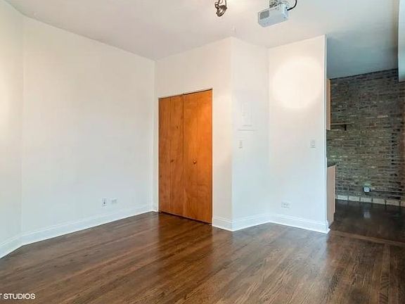 5th image of 2850 N Christiana Ave APT 1