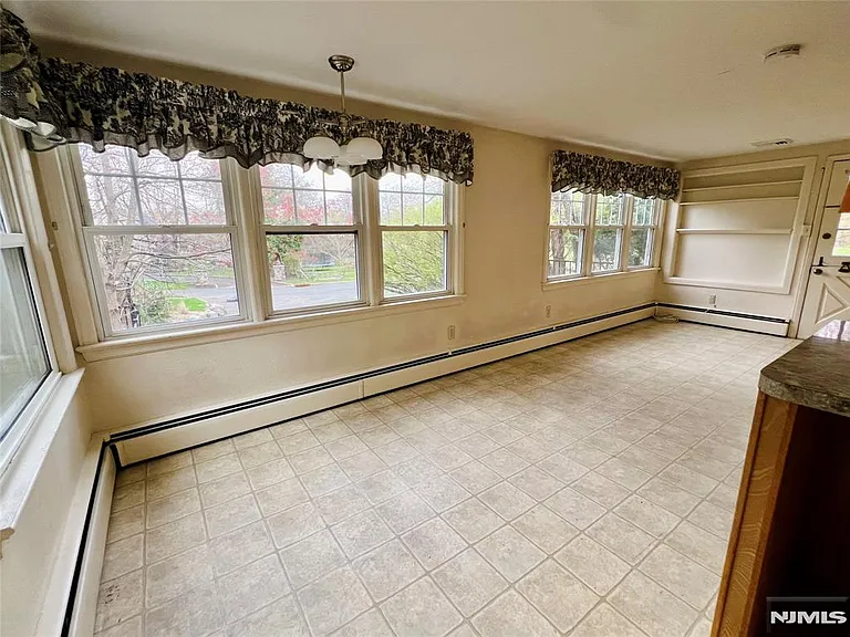 161 McKinley Pl — Photo 13