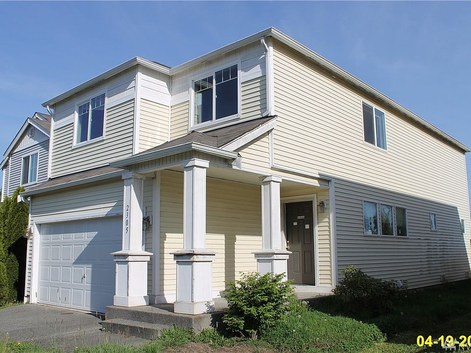 1st image of 2305 193rd St E