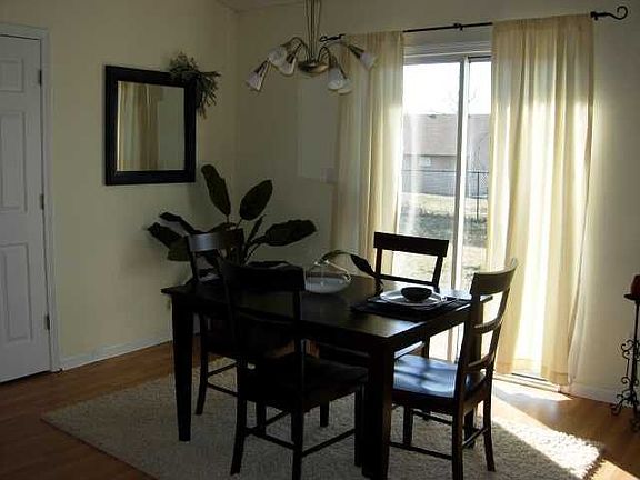 Breakfast Room