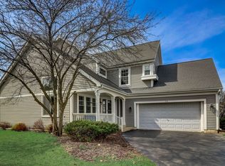 731 Nashua Ct, Crystal Lake, IL 60012