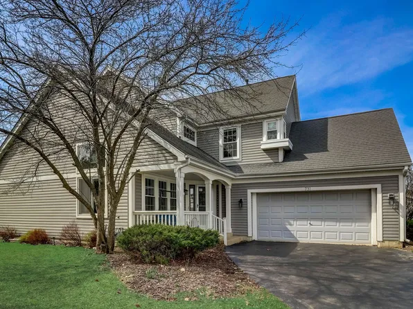 731 Nashua Ct, Crystal Lake, IL 60012