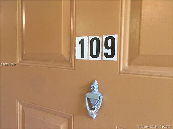 CENTURY VILLAGE IN PEMBROKE PINES 1ST FLOOR, 2/2 RENOVATED