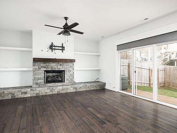4th image of 3755 Kings Glen Park