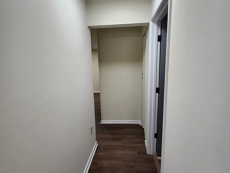 8708 Devon Hills Dr — Photo 16