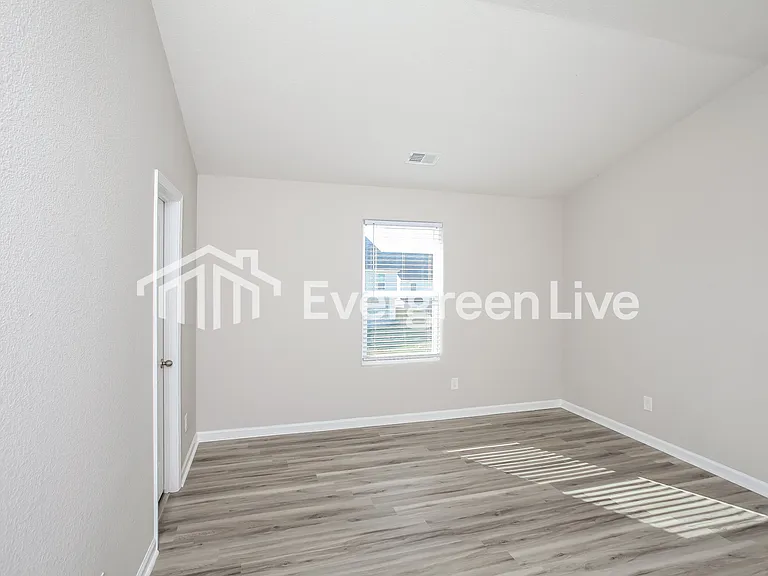 275 Common Reed Dr — Photo 13