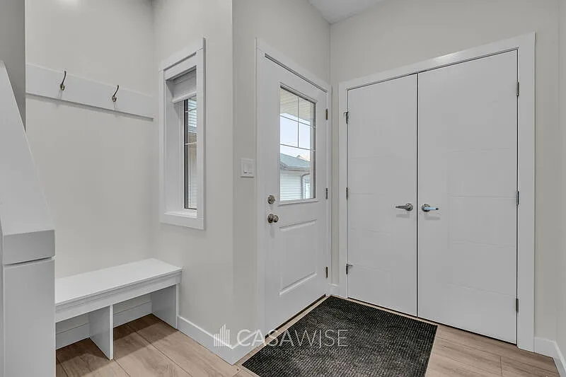 3 bed, 2.5 bath, 1437 sqft, $2,095 — Photo 4
