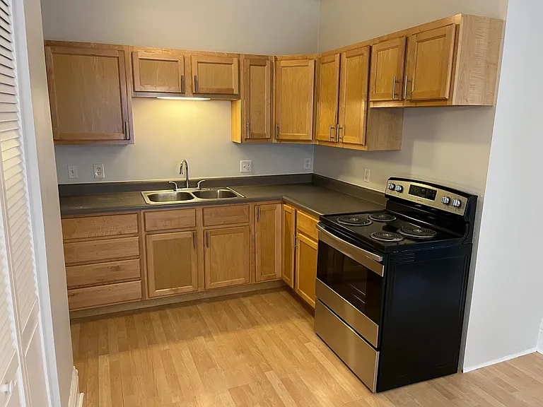 266 Fuller Ave SE #1 — Photo 1