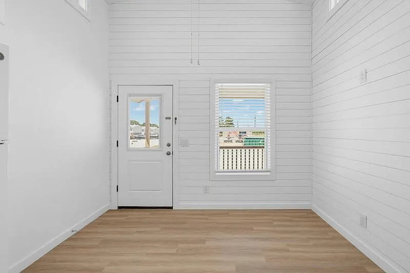2 bed, 1.0 bath, 496 sqft, $1,175 — Photo 4