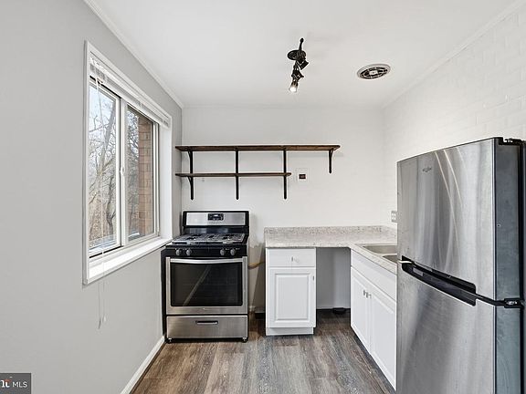 3rd image of 2710 Macomb St NW APT 207