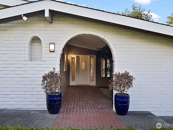 5th image of 24228 47th Avenue SE