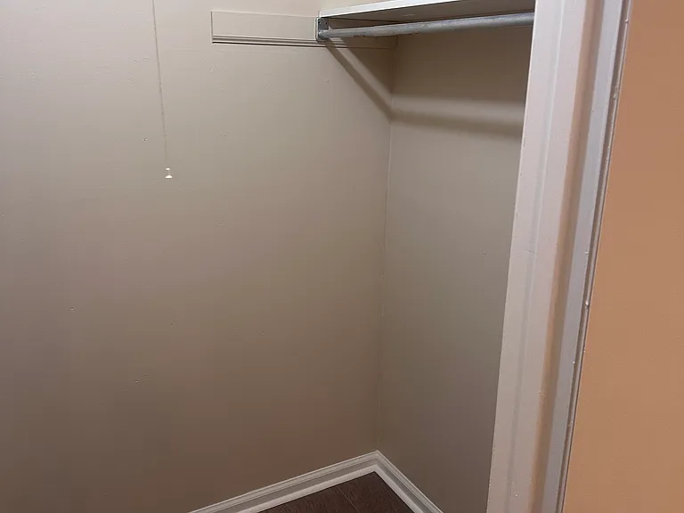 5012 Longview Dr — Photo 11