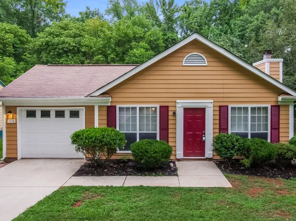 3434 Braewick Pl, Charlotte, NC 28227