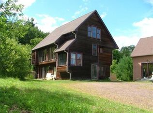 52 Burrington Rd, Heath, MA 01346