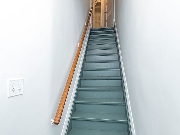 4th image of 353 Saint Clarens Ave