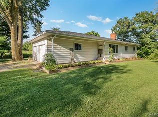 4000 Jewell Rd, Howell, MI 48843